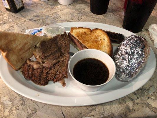 Prime rib sandwich