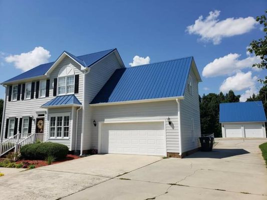 Beautiful metal roof intall completed.