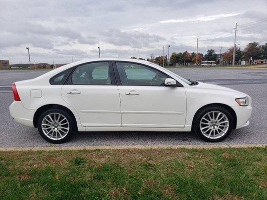 2010 VOLVO S40 2.4I