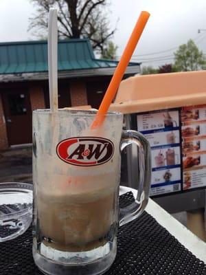 Good old root beer float