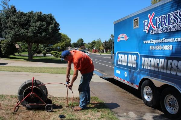 Sacramento Trenchless Technology Experts - Pipe-Lining, Lateral Lining, Water Line Replacement, Manhole-To-Manhole, Pipe Bursting