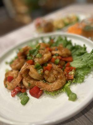 Pick kuar = crispy shrimp and a little bit spicy