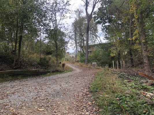 Access to trails of Frick Park