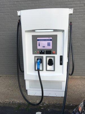 Fast charging station for electric cars!