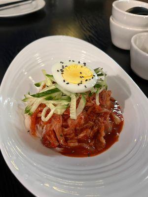 Chilled kimchi noodle