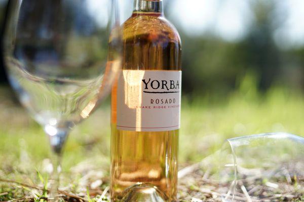 Spring is here! Time for crisp and refreshing Yorba Rosado