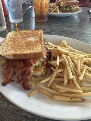 BLT Sandwich with Fries