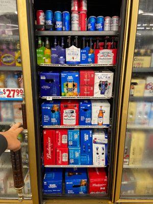 Great selection of beer whether it's 12 packs, singles or 6 pack