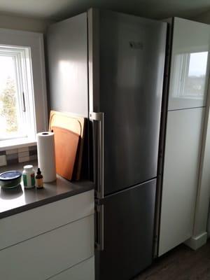 Smaller capacity refrigerator