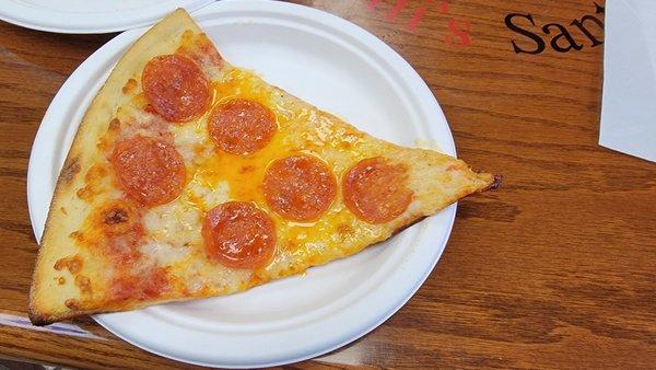 Pepperoni pizza slice