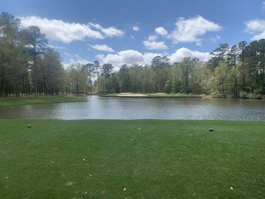 Waterway par 3