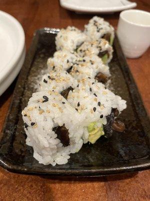 Shiitake Avocado Roll with cream cheese