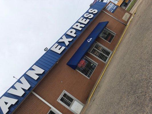 Pawn Express