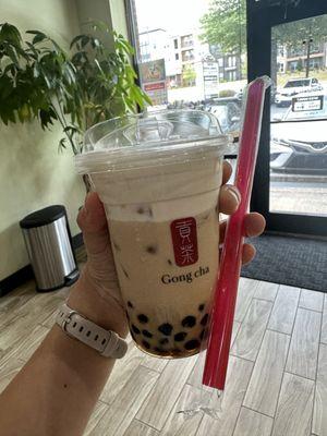 Earl Grey Milk Tea with Milk Foam and Boba