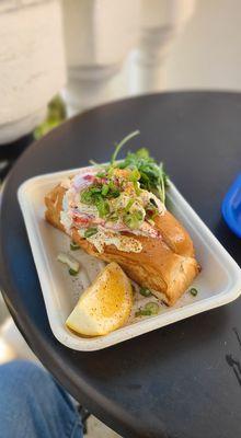 Maine Style Lobster Roll