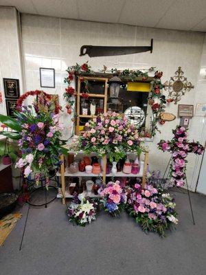 6 pieces funeral package. Full casket spray, standing spray, cross, table piece Angel, vase and basket.