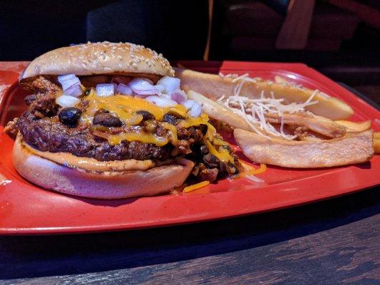 Chilli cheese burger with garlic fries