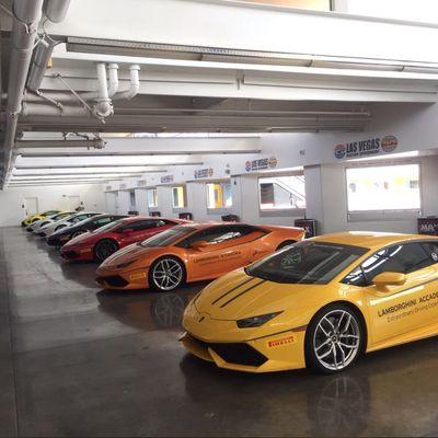 Las Vegas Speedway
 Lamborghini Hurricanes