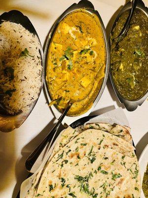 Kadai paneer, saag paneer, rice and garlic naan