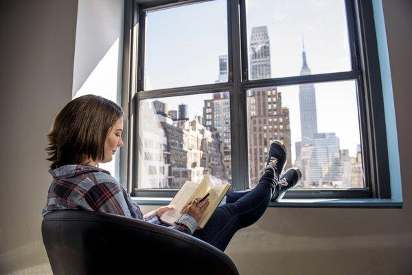 Study room with a view at the EHS New Yorker Residence: http://bit.ly/2xIW1g9