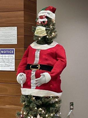 Christmas decorations at the Norman Regional Wound Care. #hohoho #SantaClaus