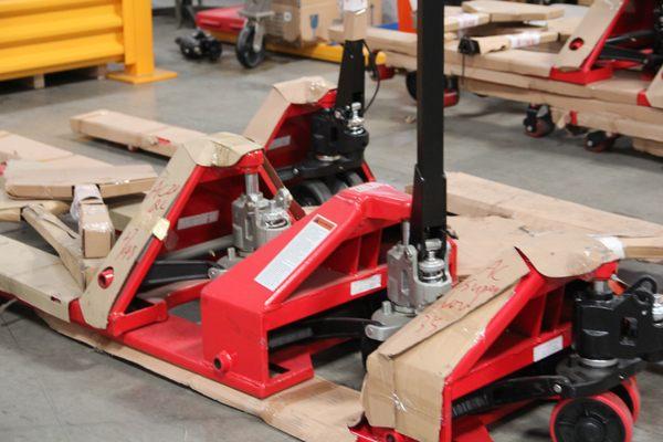 Pallet jacks repair in Los Angeles, Ca. 323-516-8455