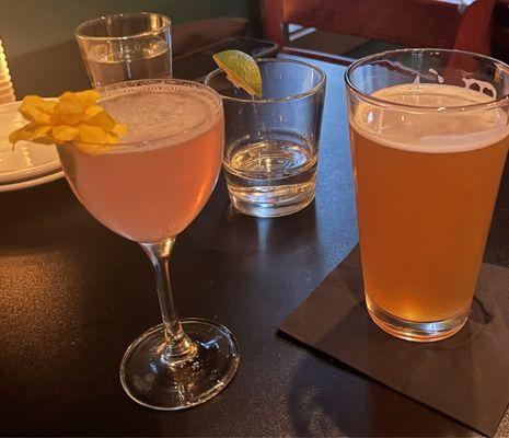 Drinks - Primavera Botanical Gin, Raspberry, Elderflower, Lemon, Lavender - Tequila shot - Weihenstephaner Hefe Weissbier