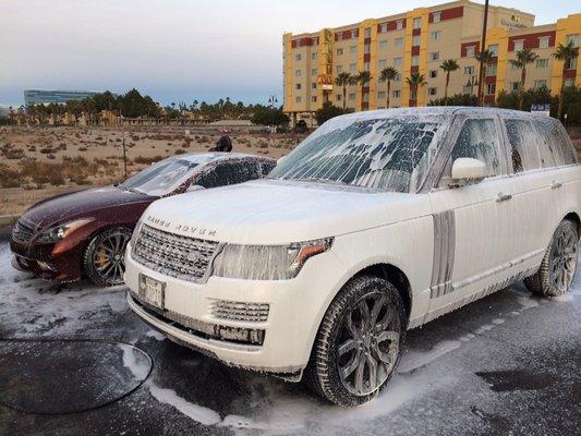 Range Rover and Infiniti