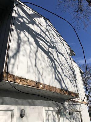 Dry rot repairs in siding