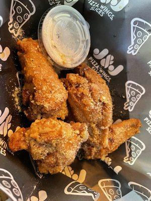 The best, most juiciest, most meatiest wings ever. Piping hot out of the fryer and kitchen. SO GOOD.