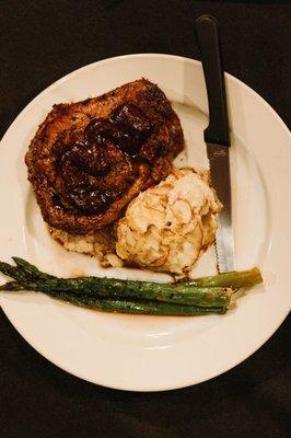 Ribeye with bordelaise sauce, scalloped potatoes and asparagus