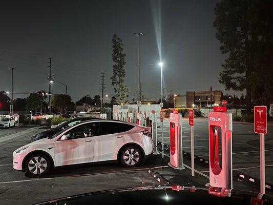 Tesla Supercharger - San Gabriel