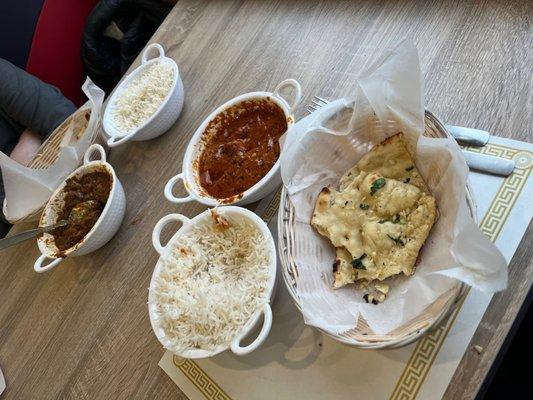 Butter Chicken Butter Naan Garlic Naan Natukodi Curry