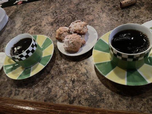 Black coffees and Italian cookies