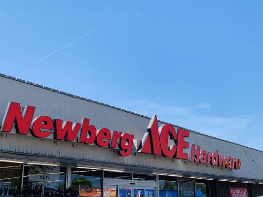 Newberg Ace Hardware