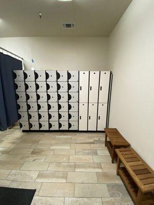 Lockers for easy storage of personal items