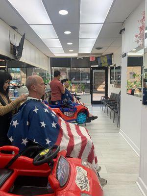 Bradlee Barber Shop