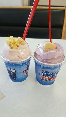 The strawberry cheesecake (R) and huckleberry (L)