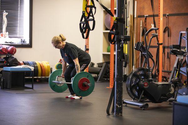 Pick things up to put them down. Hex bar deadlift.