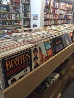 1000's of vinyl albums