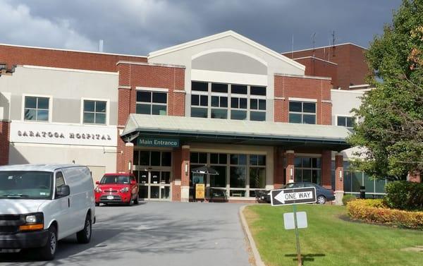 Main entrance to Saratoga Hospital