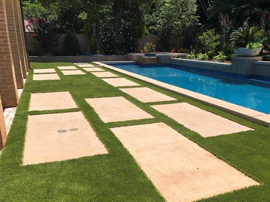 Fake Grass Pool Surround Cleveland