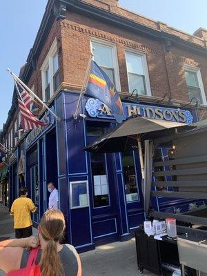 Chicago soccer bar.