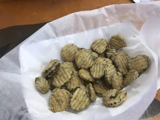 Delicious fried pickles