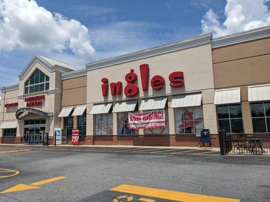 Ingles supermarket, Cleveland