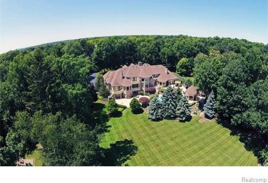 13,000 SF Estate In Northville 21080 Cambridge Dr