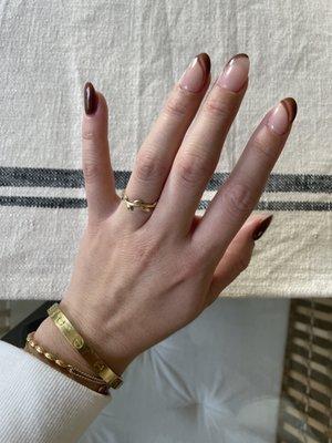 Short almond acrylic with gel