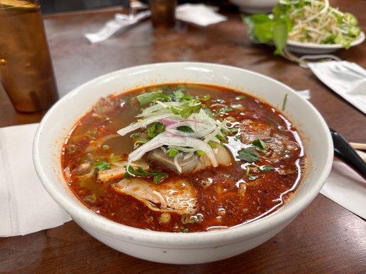 Bun bo hue