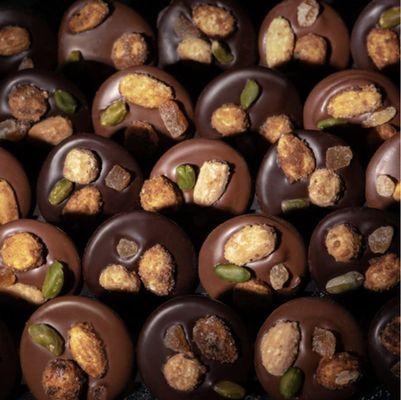 FAVOR Chocolates of Fredericksburg