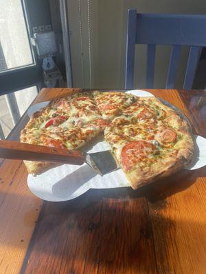 Mediterranean Pizza